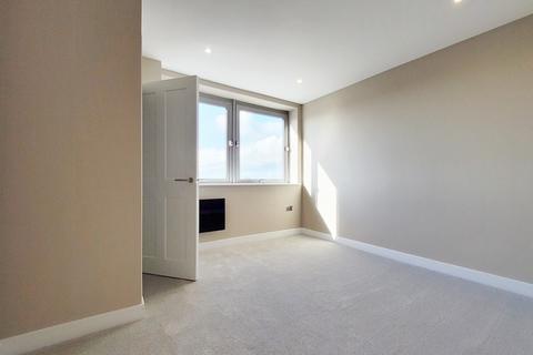 2 bedroom apartment to rent, Southchurch Road, Southend On Sea SS1