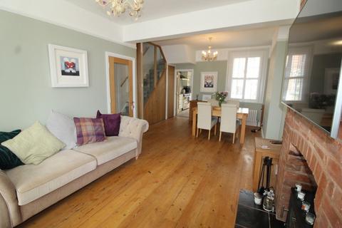 194 Pinhoe Road, Exeter, EX4 7HH