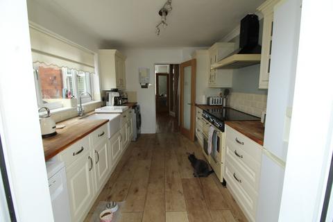 194 Pinhoe Road, Exeter, EX4 7HH