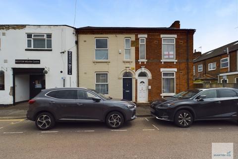 4 bedroom terraced house for sale, Evelyn Street, Beeston