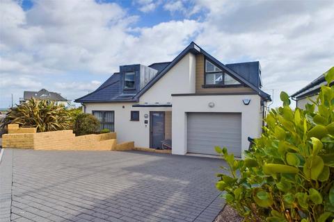 3 bedroom detached house for sale, Dalmeny Road, Hengistbury Head, Bournemouth, Dorset, BH6