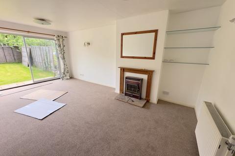 2 bedroom semi-detached bungalow to rent, Barn Lane, Basingstoke RG23