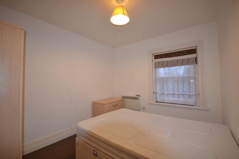 2 bedroom apartment to rent, Broadstone, Poole