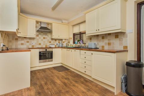 3 bedroom semi-detached house for sale, Nursery Gardens, Irthlingborough NN9