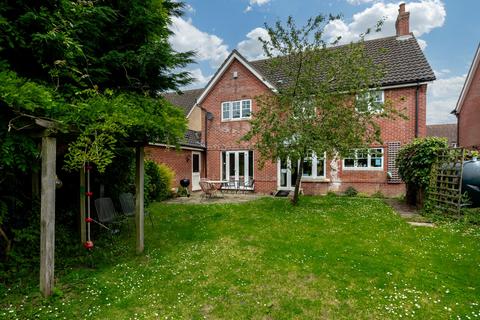 4 bedroom detached house for sale, Gibbs Close, Little Melton, NR9