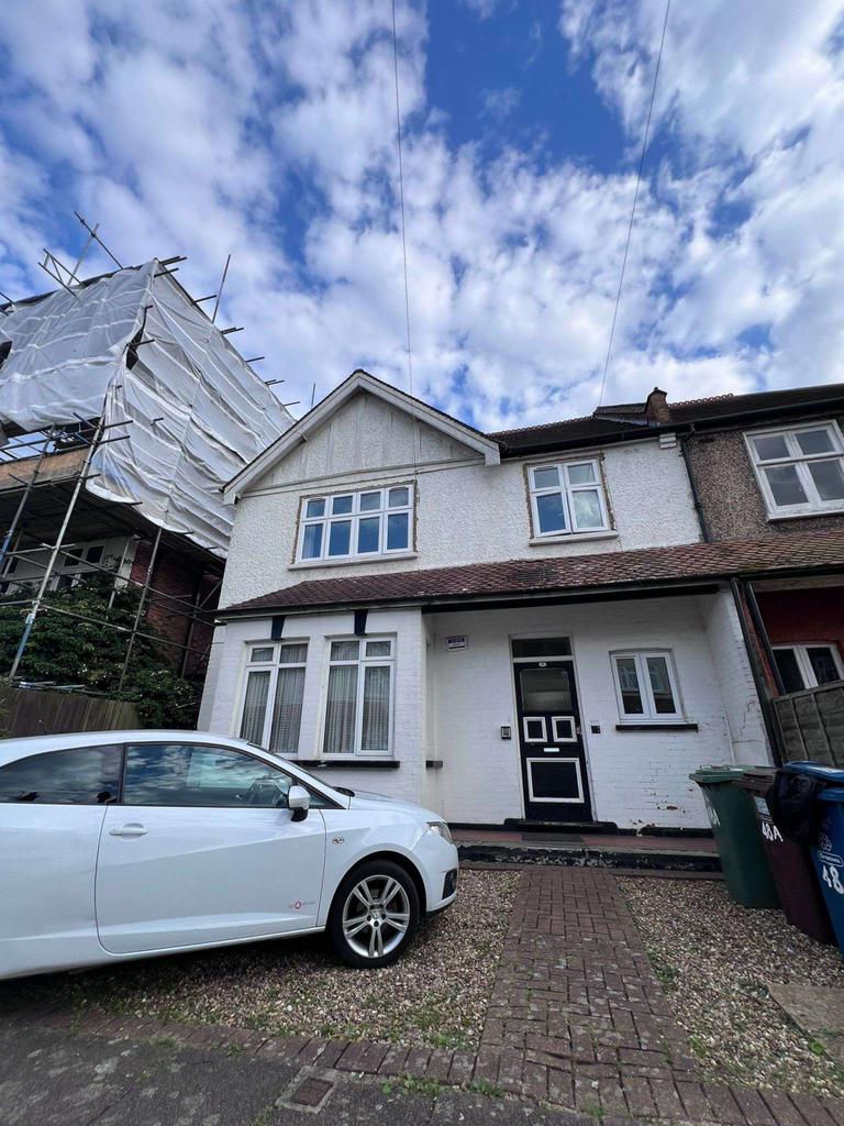 2 Bedroom flat available to rent in Harrow