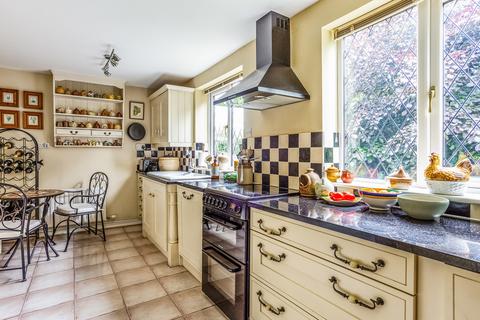 4 bedroom cottage for sale, Tinkle Street, Grimoldby, Louth