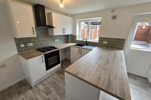 3 bedroom end of terrace house to rent, Waterside Drive, Market Drayton, Shropshire