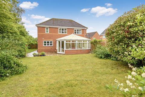 4 bedroom detached house for sale, Lintin Close, Bratton