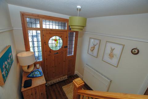 3 bedroom semi-detached house for sale, Wrekin Road, Wellington, Telford, TF1 1RL.