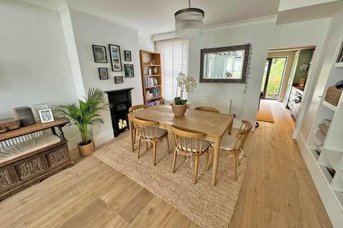 16 Albert Road, Southwick, Brighton, BN42 4GE
