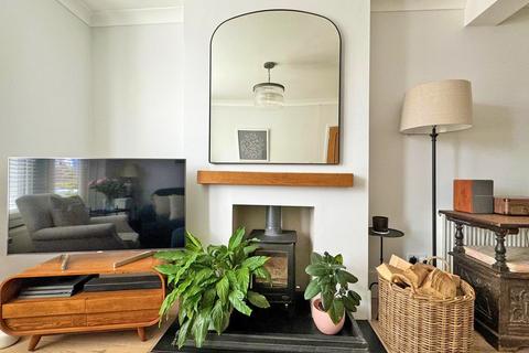 16 Albert Road, Southwick, Brighton, BN42 4GE