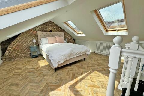 16 Albert Road, Southwick, Brighton, BN42 4GE