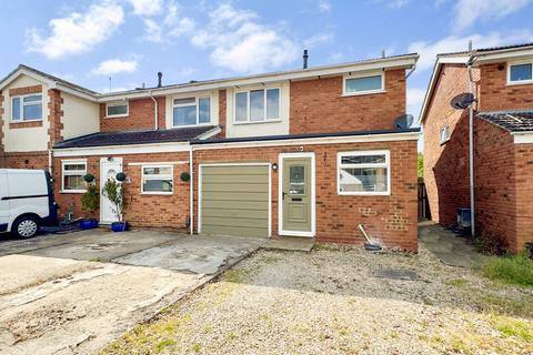 3 bedroom semi-detached house for sale, Woodhill Drive, Grove, Wantage, OX12