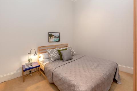 2/3 Fettes Row, Edinburgh, EH3 6SF