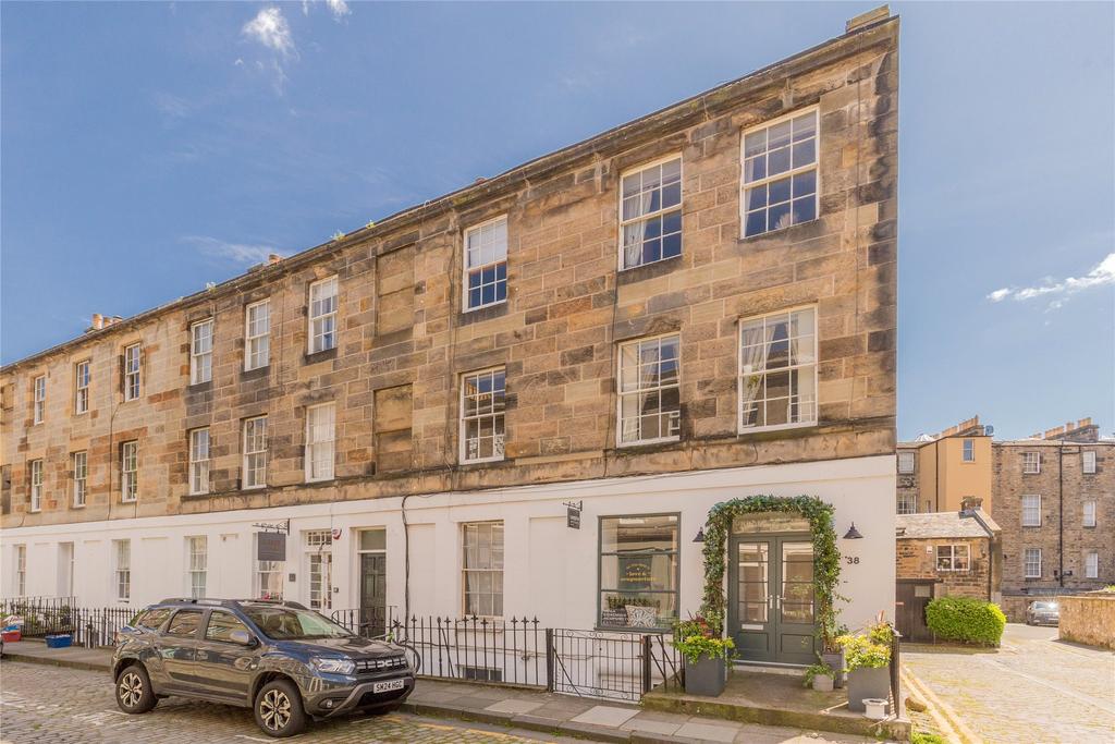 William Street, Edinburgh, Midlothian 2 bed apartment for sale £315,000