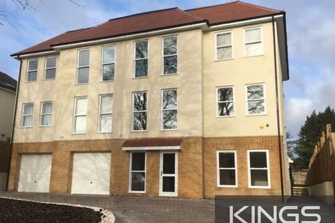 3 bedroom apartment to rent, Lawn Road, Southampton