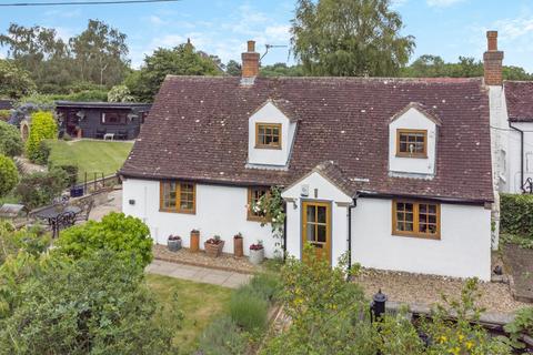 White Cottage Crockenhill Road, Orpington, BR5 4ER