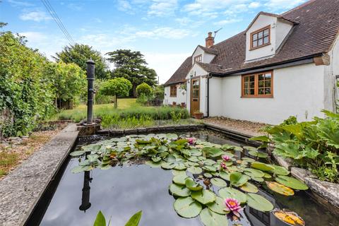 White Cottage Crockenhill Road, Orpington, BR5 4ER