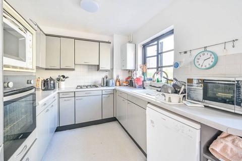 3 bedroom house to rent, Lovegrove Walk, Isle Of Dogs, London, E14