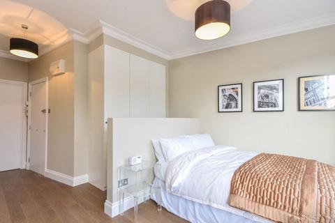 Studio for sale, Ifield Road, Chelsea, London, SW10