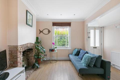 2 bedroom terraced house for sale, Eversleigh Road, London