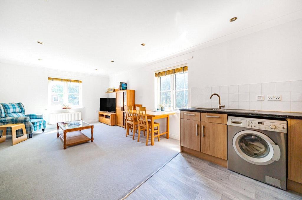 Kitchen/Lounge