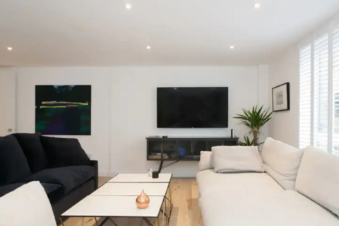 2 bedroom flat to rent, Glassworks Studios, Basing Place, Shoreditch, London