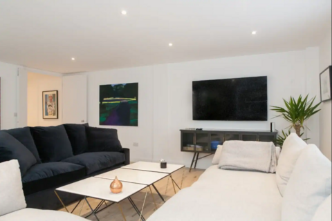 2 bedroom flat to rent, Glassworks Studios, Basing Place, Shoreditch, London