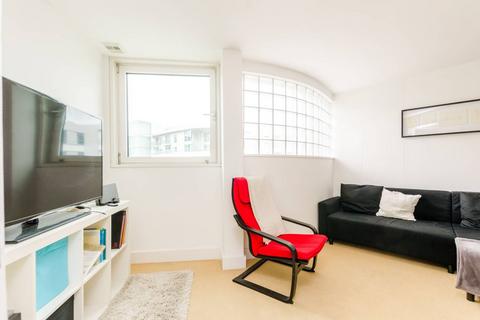 1 bedroom flat to rent, Empire Square South, Borough, London, SE1