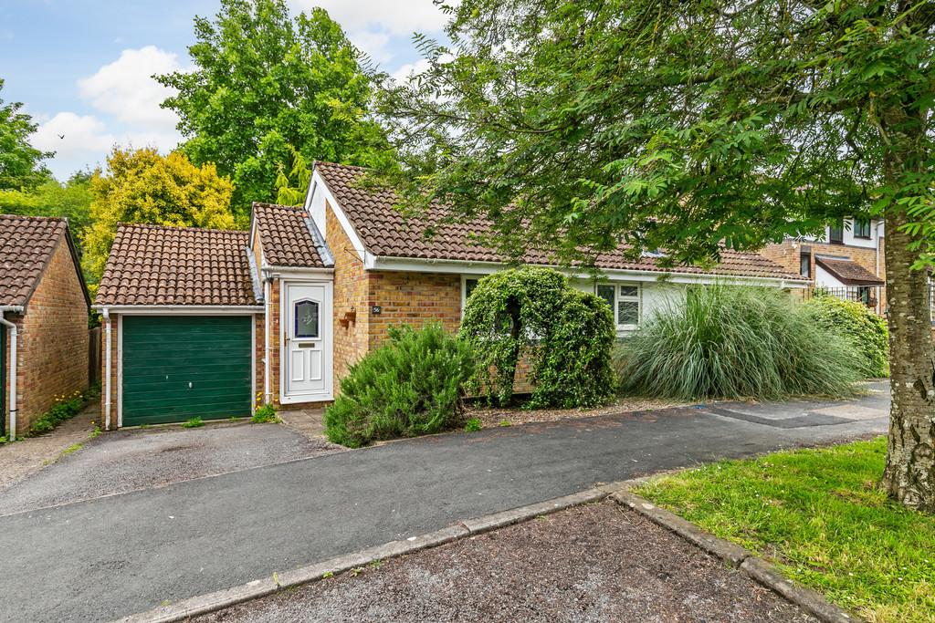 Belgarum - 56 Lowden Close SO22 4 EW-2