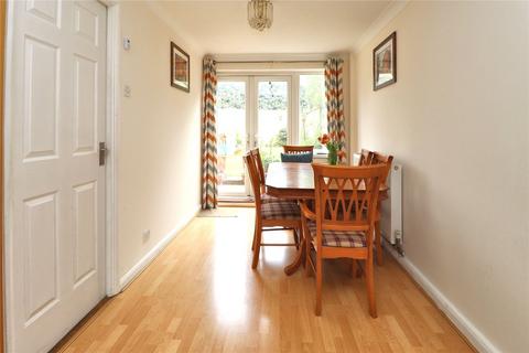 12 Abingdon Close, Woking, GU21 3JD