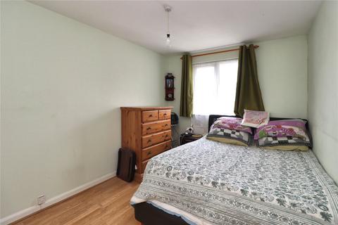 12 Abingdon Close, Woking, GU21 3JD