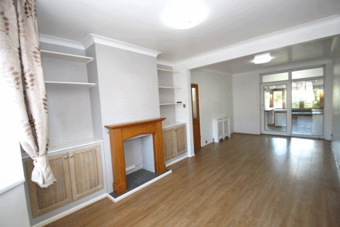 3 bedroom terraced house to rent, Worthing Avenue, Hampshire PO12