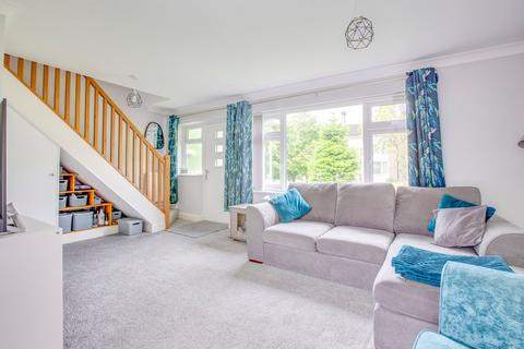 2 bedroom end of terrace house for sale, The Pastures, High Wycombe, HP13 5RP