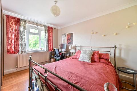 3 bedroom flat for sale, St Charles Square, Ladbroke Grove, London, W10