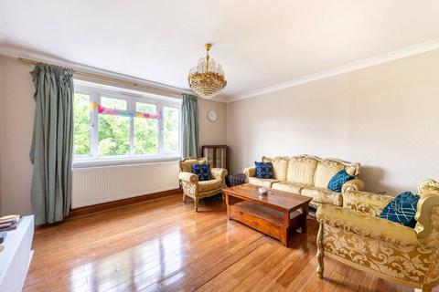 3 bedroom flat for sale, St Charles Square, Ladbroke Grove, London, W10