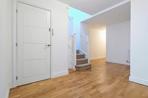 2 bedroom apartment for sale, Green End, Clayton