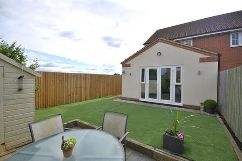 3 bedroom semi-detached house for sale, Manor Farm Court, Doncaster DN9