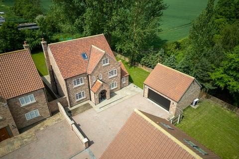 6 bedroom detached house for sale, Hunters Chase, Kilpin, Nr Howden, DN14 7ZB