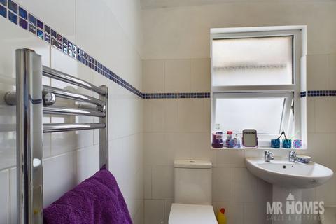 135 Gladstone Road, Barry, CF62 8NB