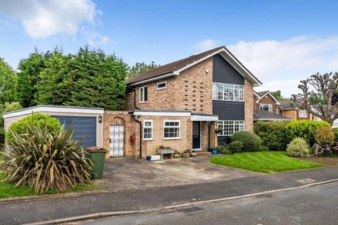 4 bedroom detached house for sale, Linden Way, West Purley