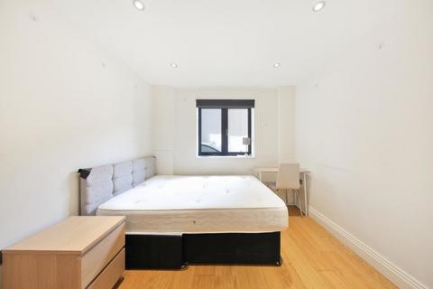 4 bedroom apartment to rent, Lotus Mews, Holloway, London