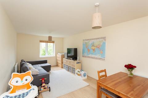 2 bedroom apartment to rent, Lockhart Road, Watford, Hertfordshire, WD17