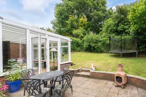 4 bedroom end of terrace house for sale, Masons Paddock, Dorking