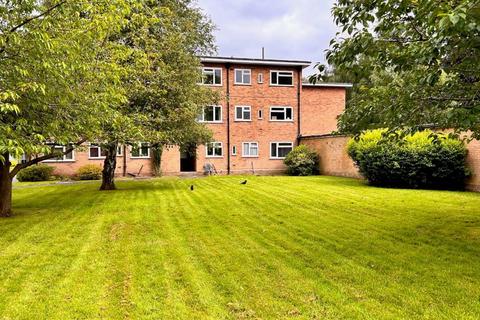 2 bedroom apartment for sale, Clyde court, Garrard Gardens, Sutton Coldfield, B73 6DX