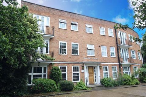 2 bedroom apartment for sale, Epsom