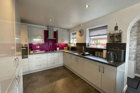 3 bedroom detached bungalow for sale, Llangefni, Isle of Anglesey