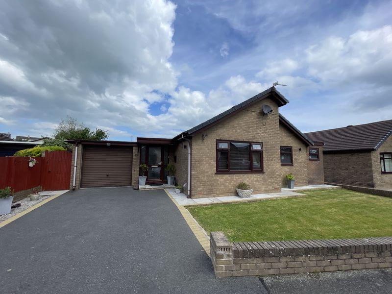 Llangefni, Isle of Anglesey 3 bed detached bungalow for sale £319,950