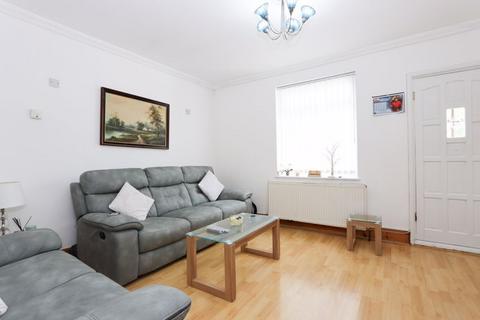 2 bedroom end of terrace house for sale, Ruislip Road, Northolt